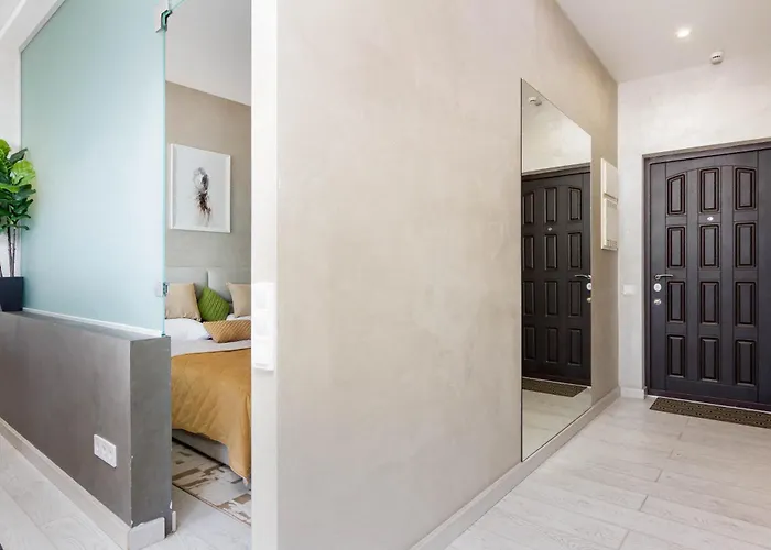 Razor With Terrace, Kamanina Odessa