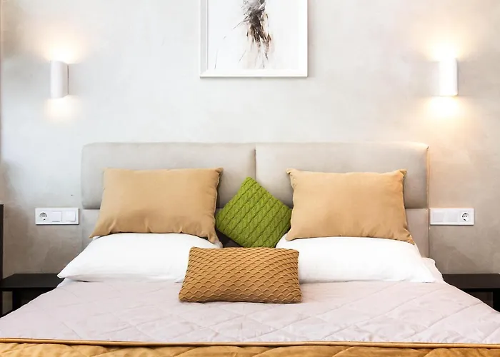 Razor With Terrace, Kamanina Apartment *